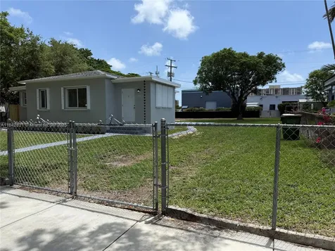 12235 NE 12th Place North Miami FL 33161