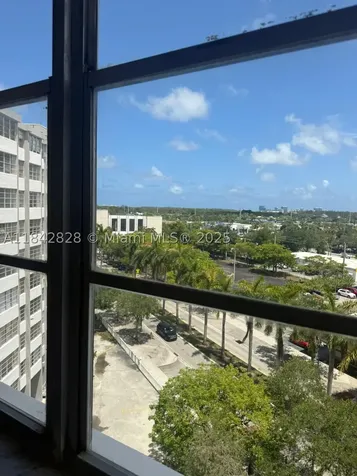 2025 NE 164th Street North Miami Beach FL 33162