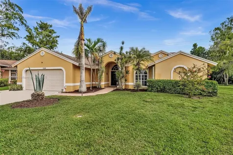 104 Oxford Court Royal Palm Beach FL 33411