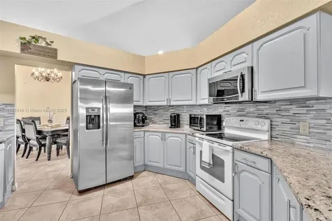 104 Oxford Court Royal Palm Beach FL 33411