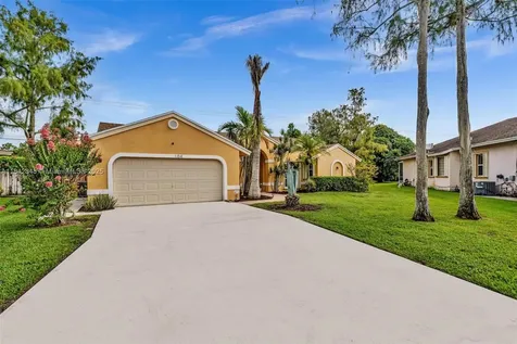 104 Oxford Court Royal Palm Beach FL 33411