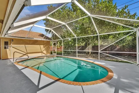 104 Oxford Court Royal Palm Beach FL 33411