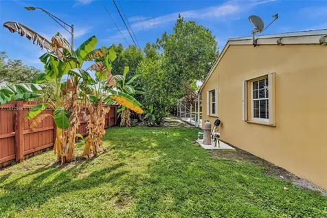 104 Oxford Court Royal Palm Beach FL 33411