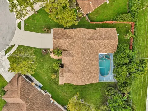 104 Oxford Court Royal Palm Beach FL 33411