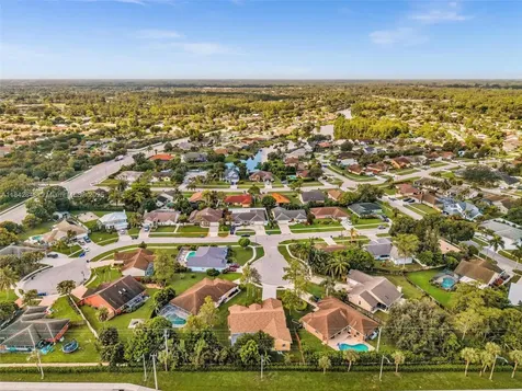 104 Oxford Court Royal Palm Beach FL 33411