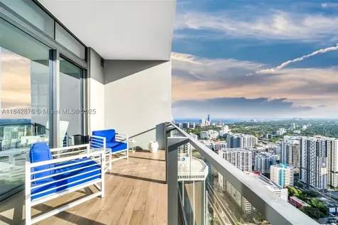 88 SW 7th Street Miami FL 33130