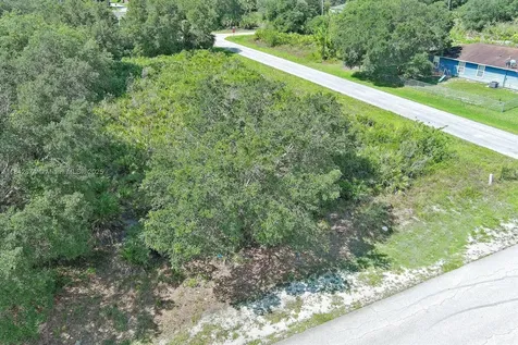 2517 W 67th Street Lehigh Acres FL 33971