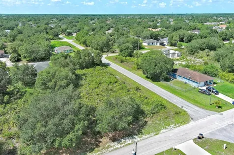 2517 W 67th Street Lehigh Acres FL 33971