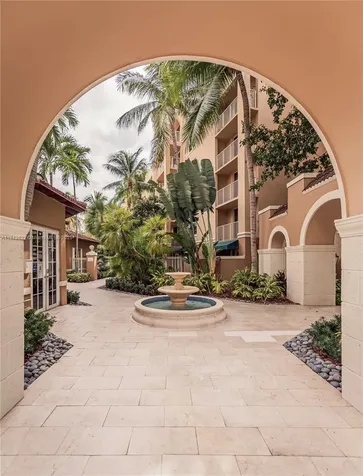 19801 E Country Club Drive Aventura FL 33180