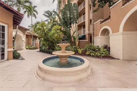 19801 E Country Club Drive Aventura FL 33180