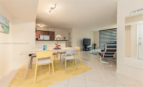 19801 E Country Club Drive Aventura FL 33180