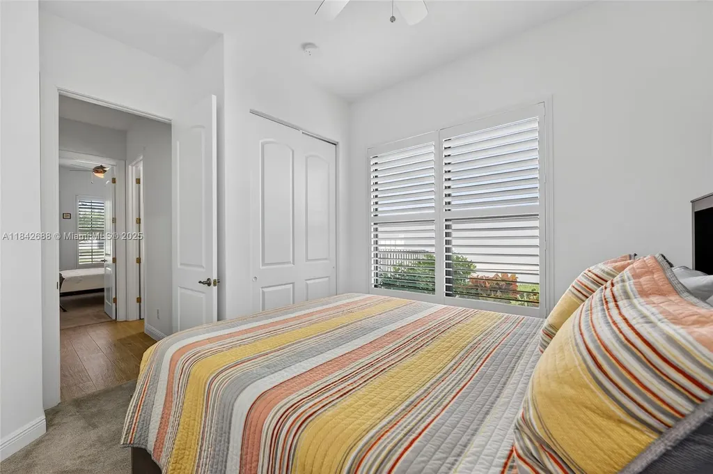 3925 NW 89th Way Coral Springs FL 33065