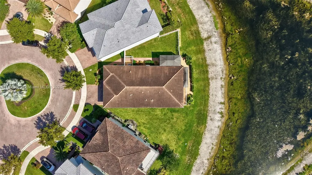 3925 NW 89th Way Coral Springs FL 33065