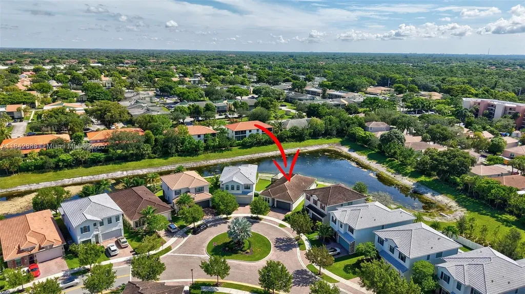 3925 NW 89th Way Coral Springs FL 33065