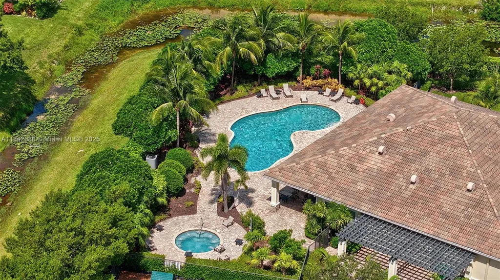 3925 NW 89th Way Coral Springs FL 33065