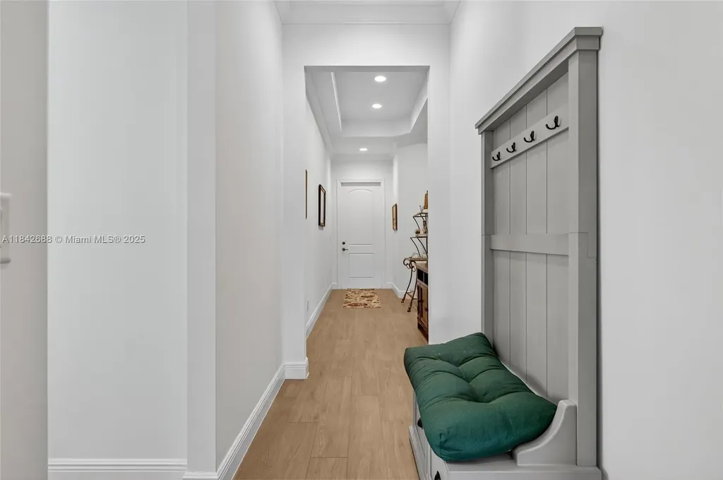 3925 NW 89th Way Coral Springs FL 33065