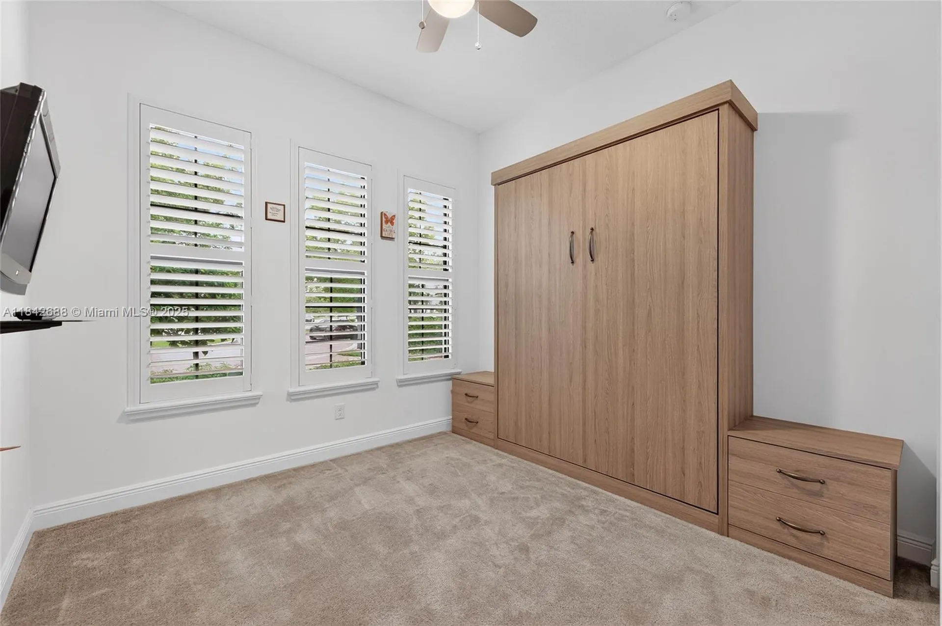 3925 NW 89th Way Coral Springs FL 33065