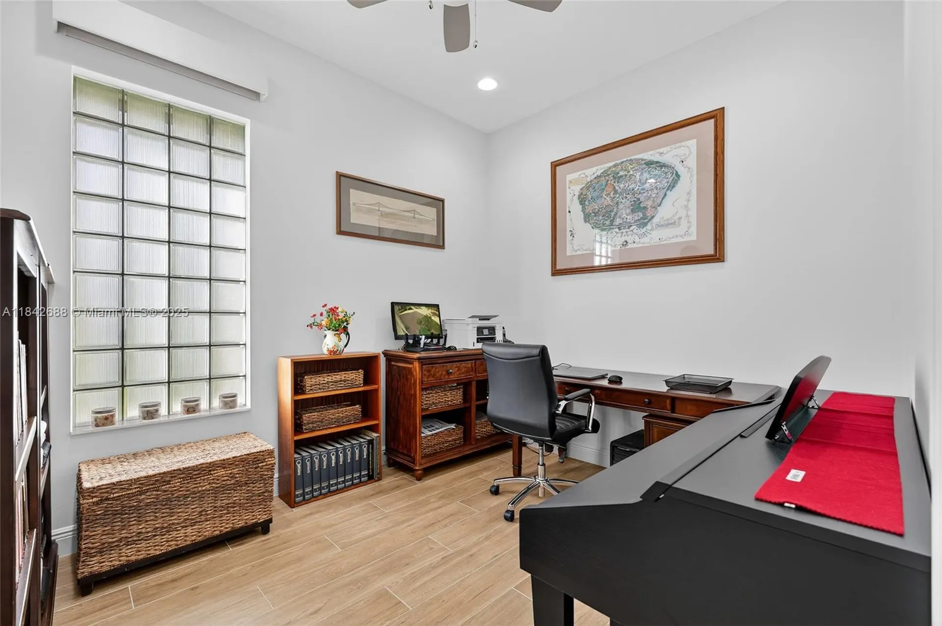 3925 NW 89th Way Coral Springs FL 33065