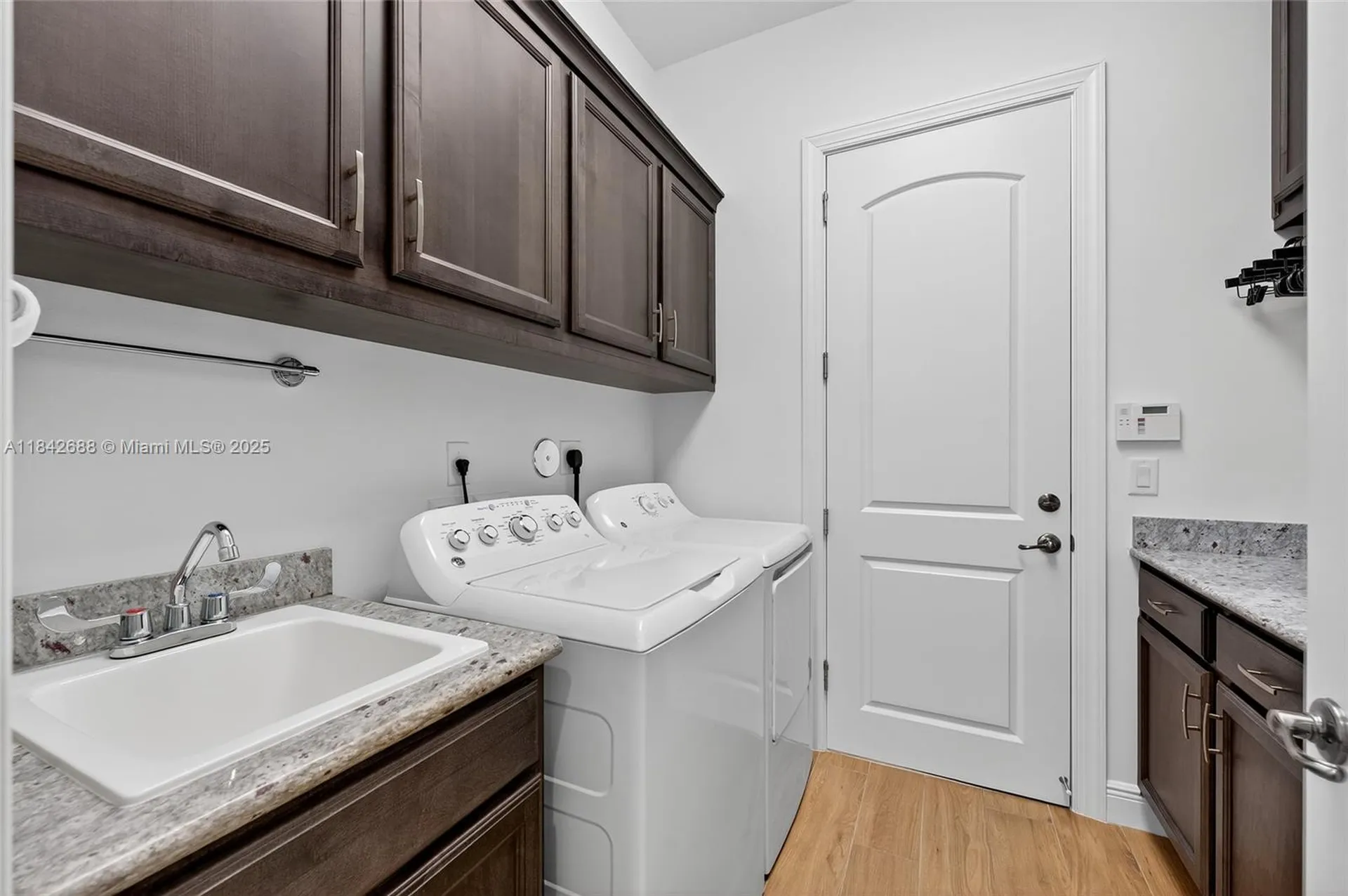 3925 NW 89th Way Coral Springs FL 33065