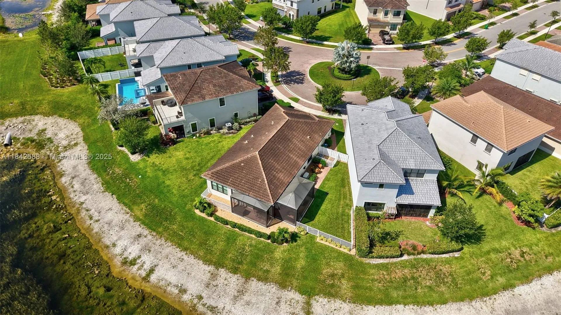 3925 NW 89th Way Coral Springs FL 33065