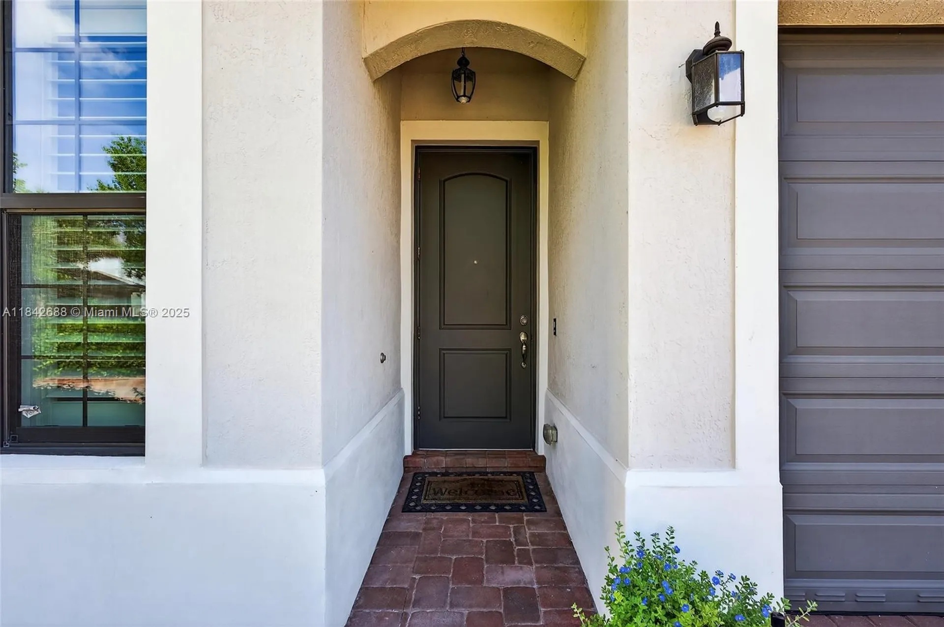 3925 NW 89th Way Coral Springs FL 33065