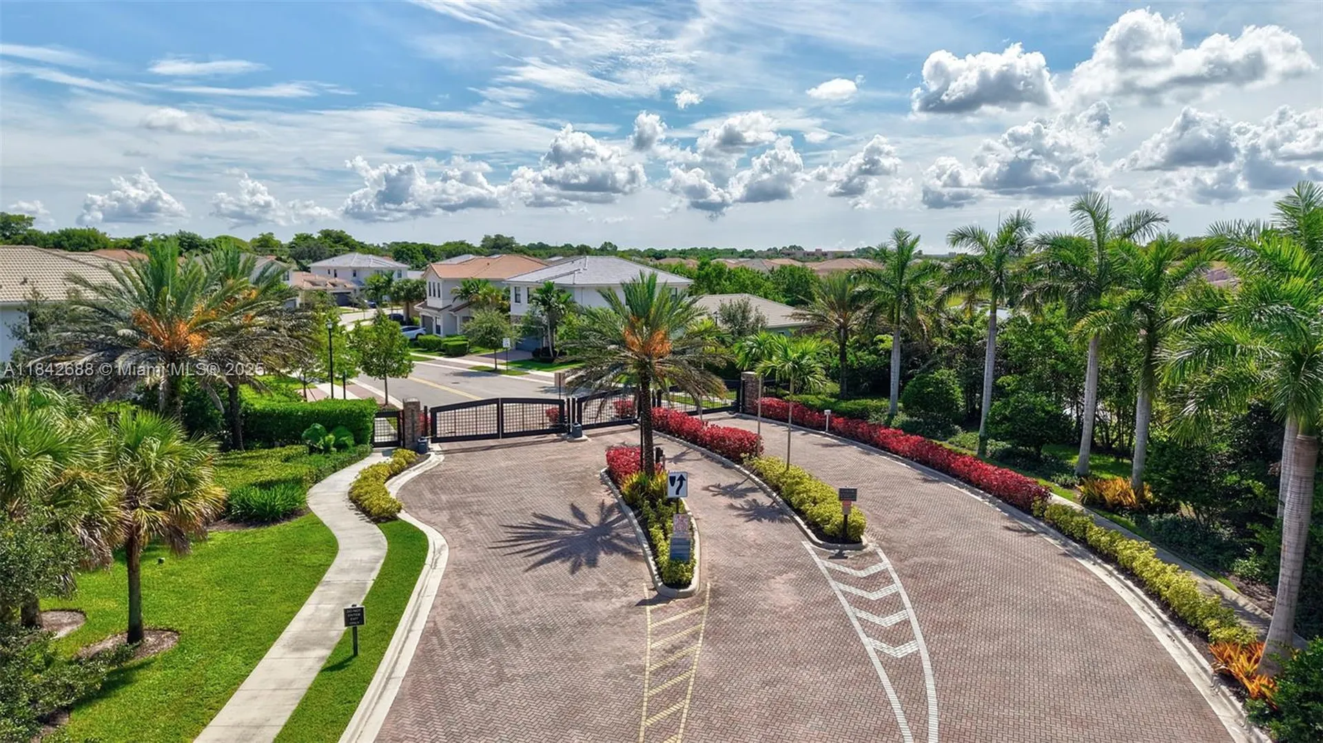 3925 NW 89th Way Coral Springs FL 33065