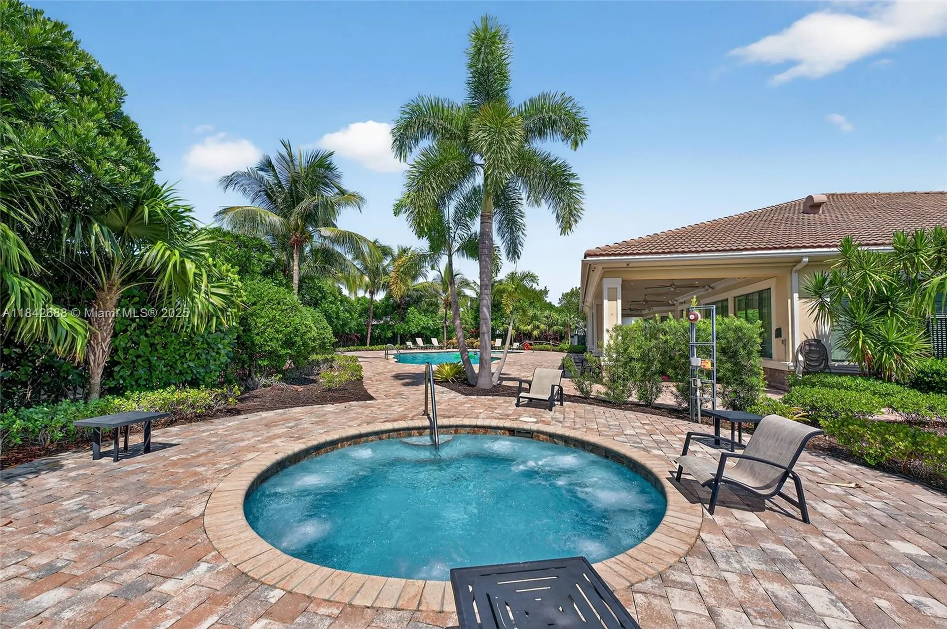 3925 NW 89th Way Coral Springs FL 33065