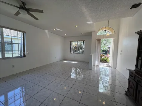 2130 NW 166th Avenue Pembroke Pines FL 33028