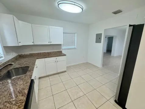 1561 NW 132nd Street Miami FL 33167