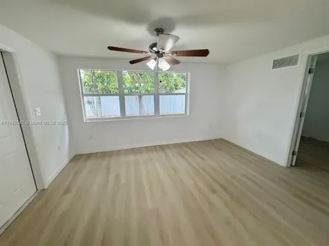 1561 NW 132nd Street Miami FL 33167
