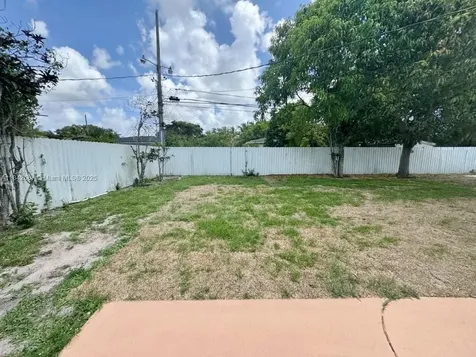 1561 NW 132nd Street Miami FL 33167
