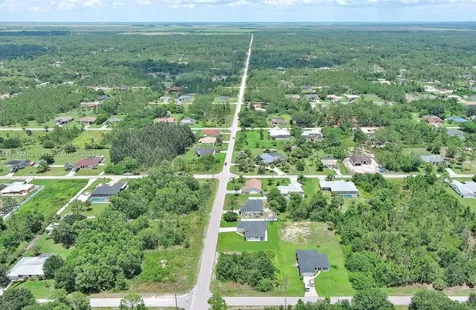 2500 E 10th Street Lehigh Acres FL 33936