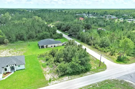 2500 E 10th Street Lehigh Acres FL 33936