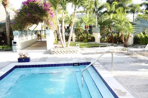 West Palm Beach FL 33401