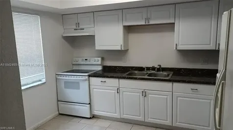 2524 Congress Street Other City - In The State Of Florida FL 33901