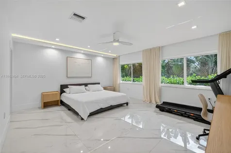 1001 Diplomat Parkway Hallandale Beach FL 33009