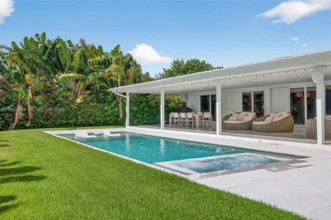 1001 Diplomat Parkway Hallandale Beach FL 33009