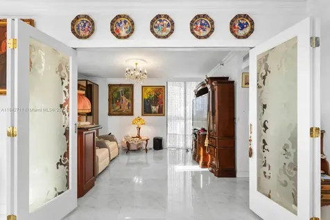 19500 Turnberry Way Aventura FL 33180