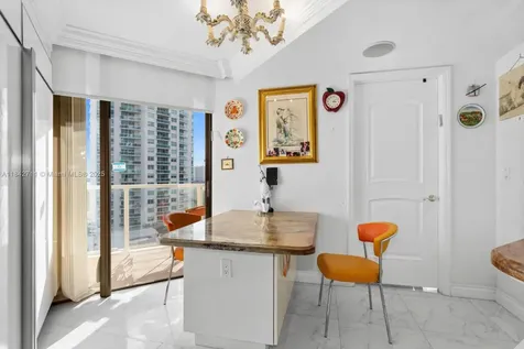 19500 Turnberry Way Aventura FL 33180