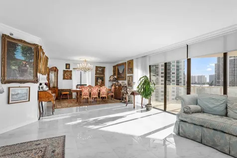 19500 Turnberry Way Aventura FL 33180