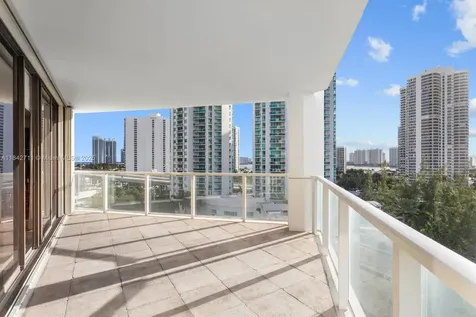 19500 Turnberry Way Aventura FL 33180