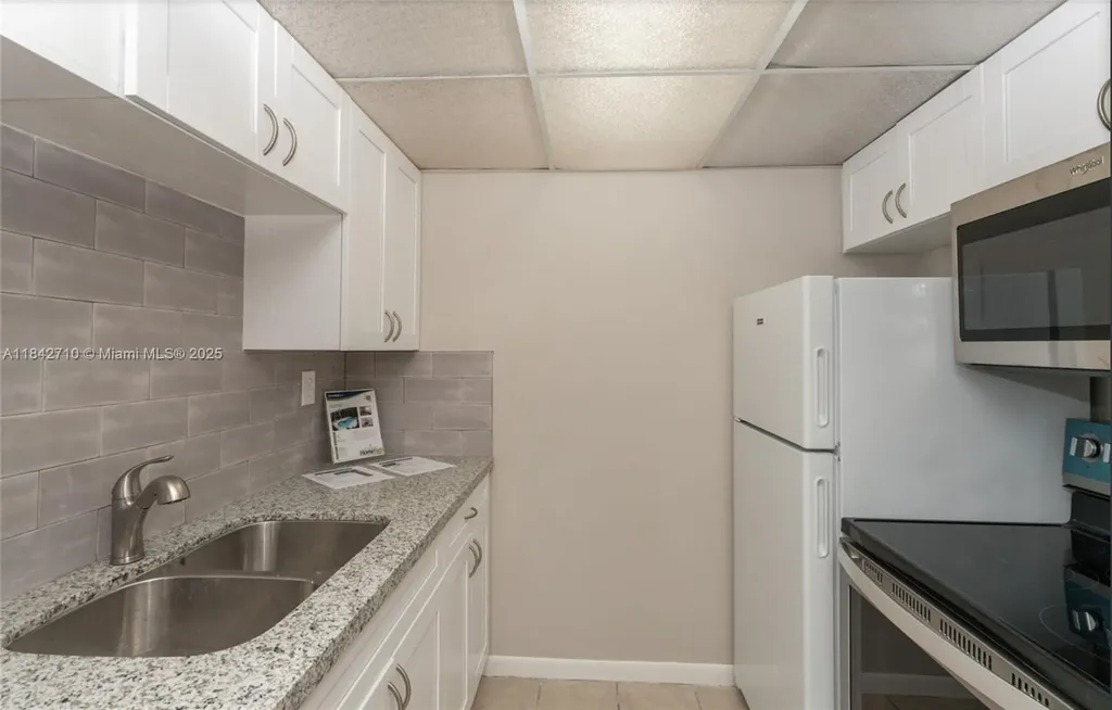 2145 Pierce Street Hollywood FL 33020