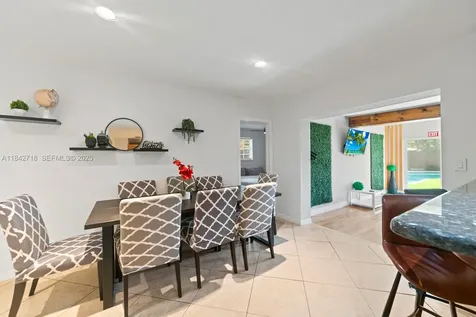 2708 Cleveland Street Hollywood FL 33020