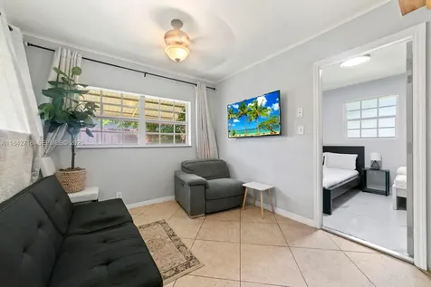 2708 Cleveland Street Hollywood FL 33020