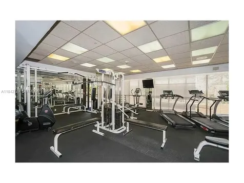 2555 Collins Avenue Miami Beach FL 33140