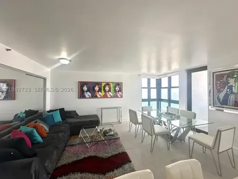 2555 Collins Avenue Miami Beach FL 33140