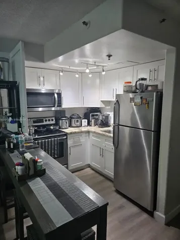 16450 NW 2nd Avenue Miami FL 33169