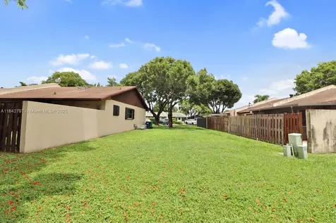 13805 SW 52nd Street Miami FL 33175