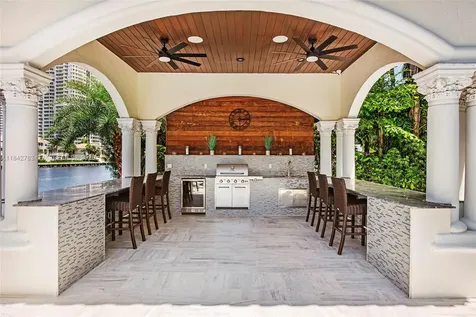 498 N Parkway Parkway Golden Beach FL 33160