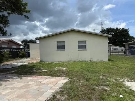 3480 NW 17th Street Lauderhill FL 33311